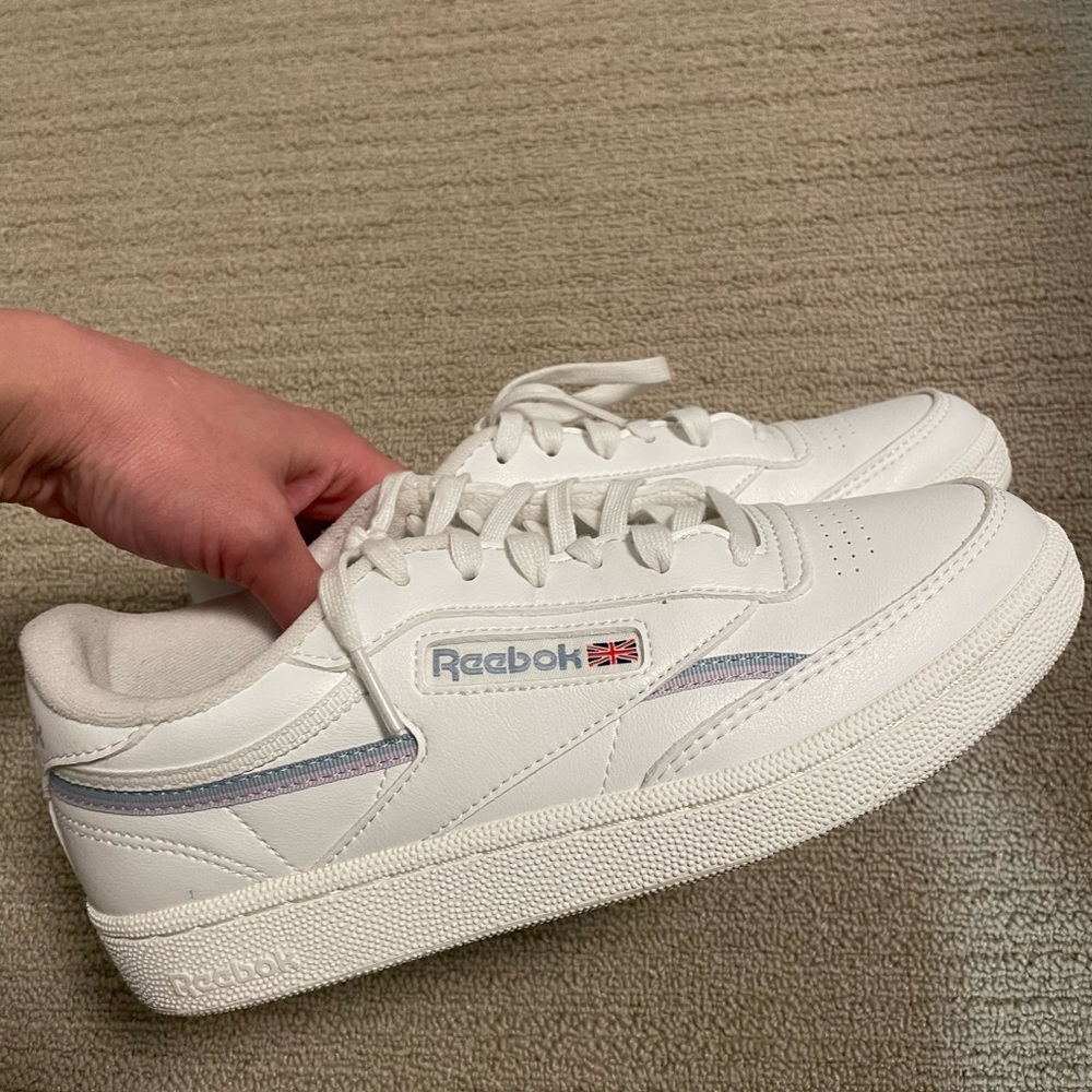 Reebok club C 85 vegan women’s sneaker size US7